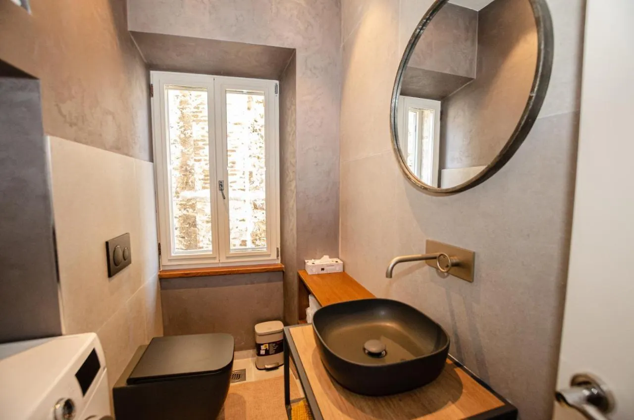 Anfora Deluxe Apartment Ровинь