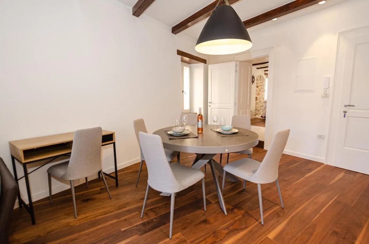 Anfora Deluxe Apartment Rovinj Croatia