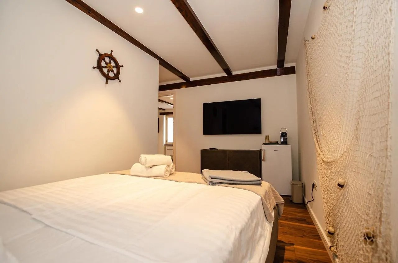 Anfora Deluxe Apartment Rovinj Croatia